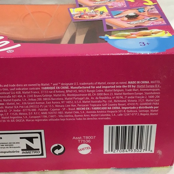 Barbie Dinner To Dessert Dining Room Set - Picture 5 of 11